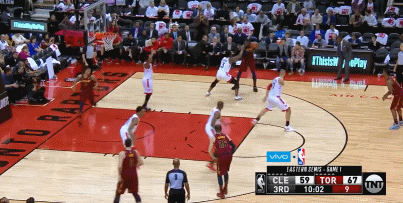 皇马高层聚焦伤病潮，矛头指向体能教练（皇马高层将伤病潮归咎于体能教练）