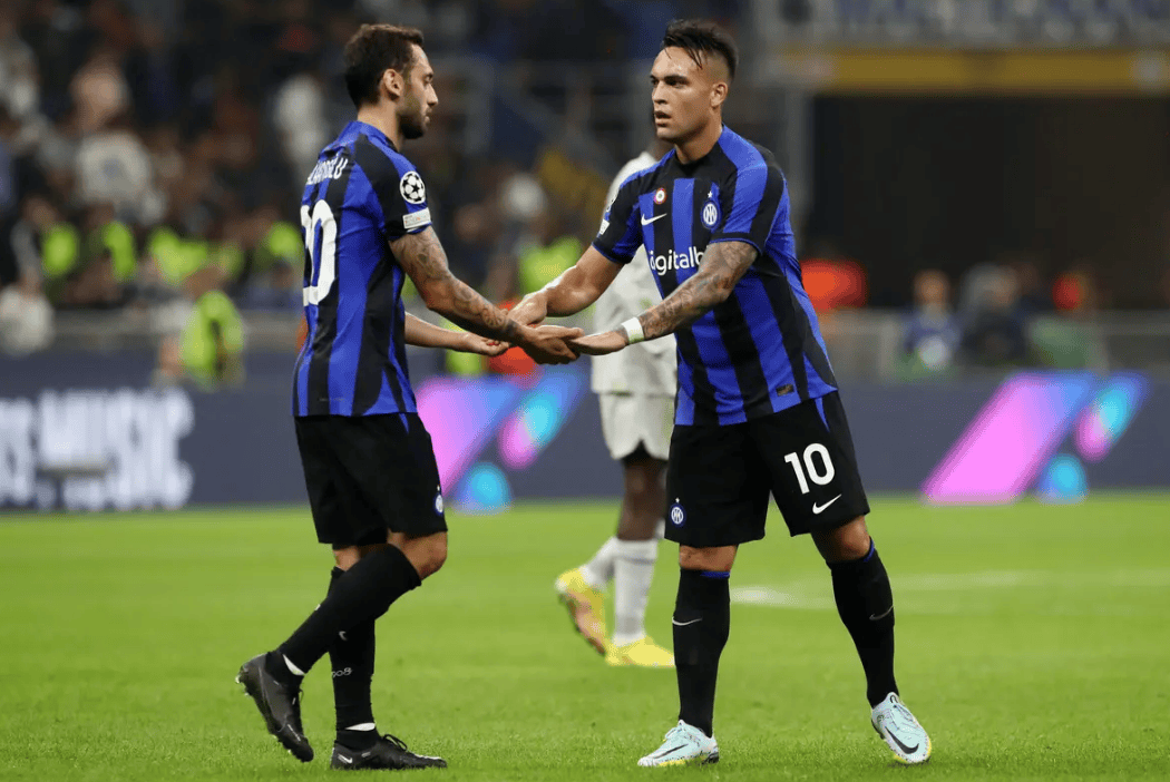 NBA：湖人险胜火箭 詹姆斯砍下35分（詹姆斯轰35分助湖人惊险击败火箭）