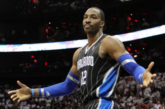 报价超十亿英镑，英媒：派拉蒙获得四年在英国的欧冠转播权（英媒称派拉蒙斥资逾10亿英镑拿下英国欧冠四年转播权）