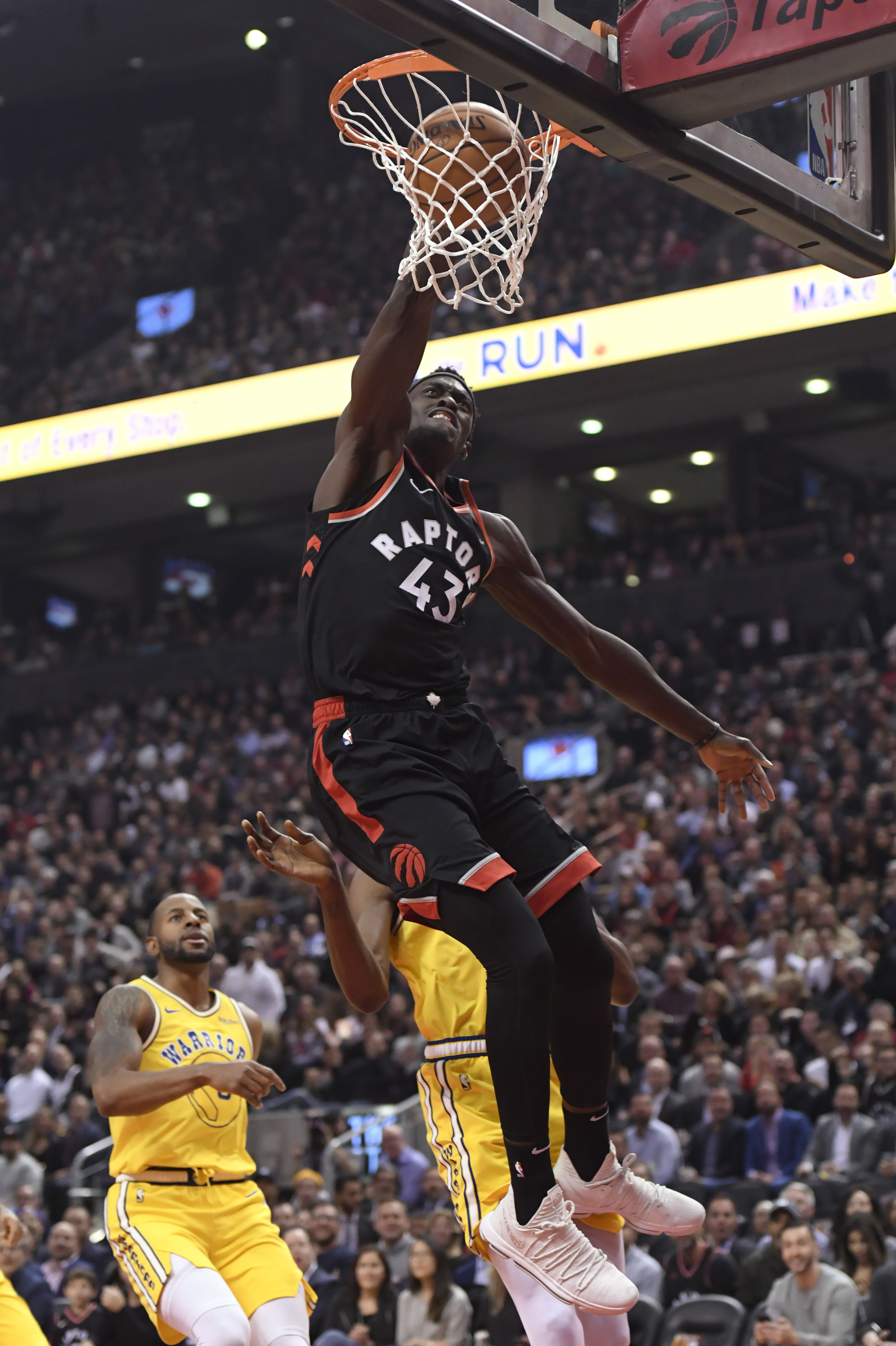 如何提升腰腹力量来增强对抗？（怎样强化腰腹力量以提升对抗能力？）