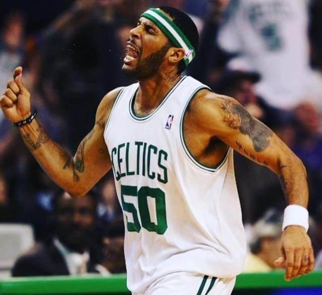 欧冠淘汰赛前瞻：巴萨主场迎战曼联,（欧冠淘汰赛看点：巴萨主场对决曼联）