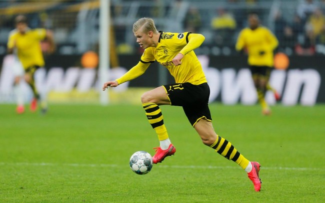 穆斯卡特：林加德表现很好，但吾米提江和他表现至少一样好（穆斯卡特：林加德状态佳，吾米提江表现毫不逊色）