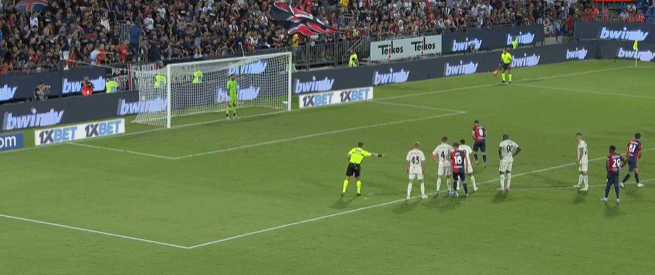 篮球篮网球队训练赛完成