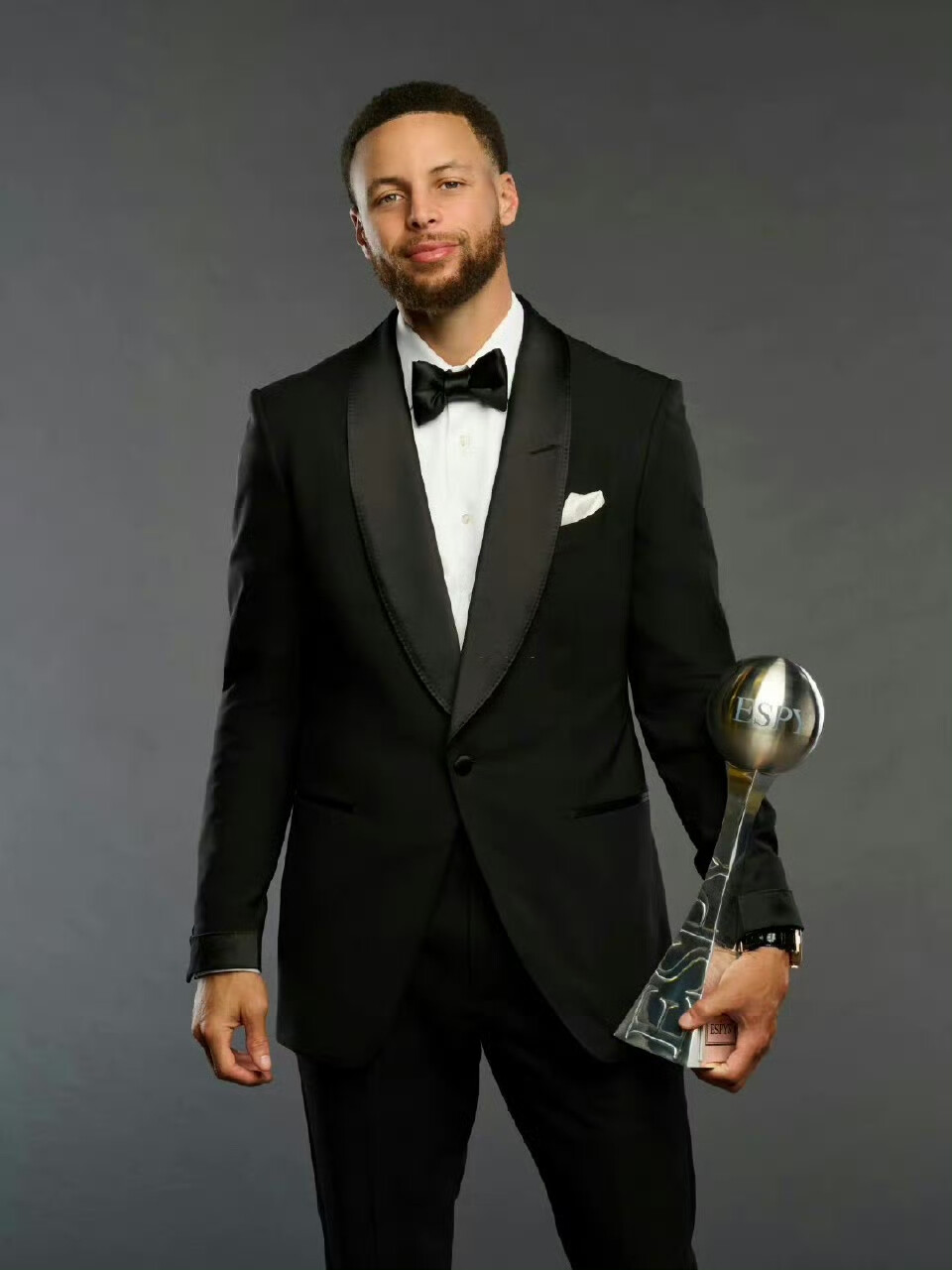 11天9场比赛：国青队若要卫冕，应充分利用替补！李晨瑄不能太累（11天9战考验国青：卫冕关键在轮换，别让李晨瑄过度疲劳）