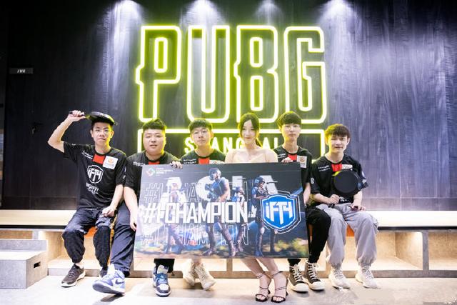 安布罗西诺 安布罗西诺